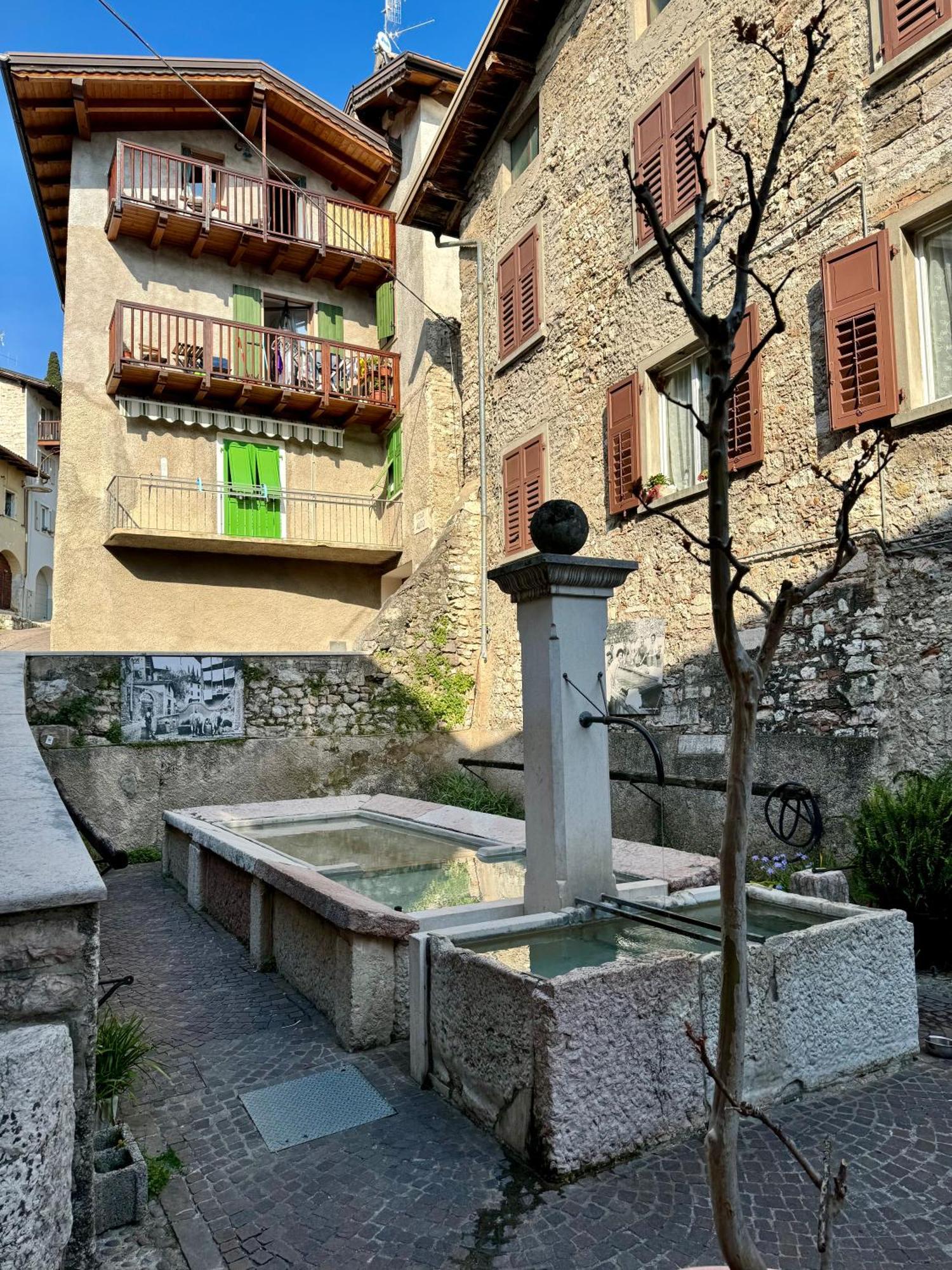 Cozy Old Town Apartment Arco Bagian luar foto